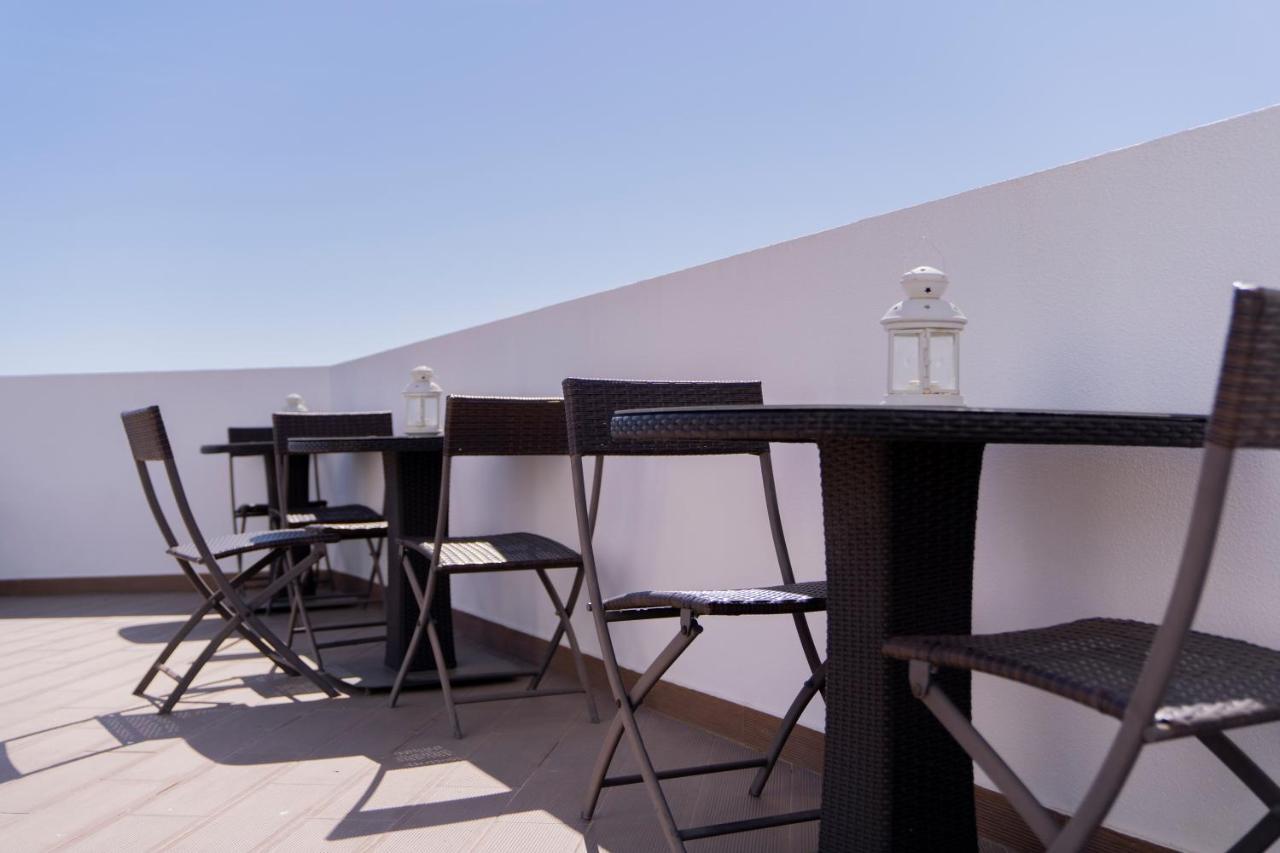 Oceanoasis Hostel Olhao Exterior photo